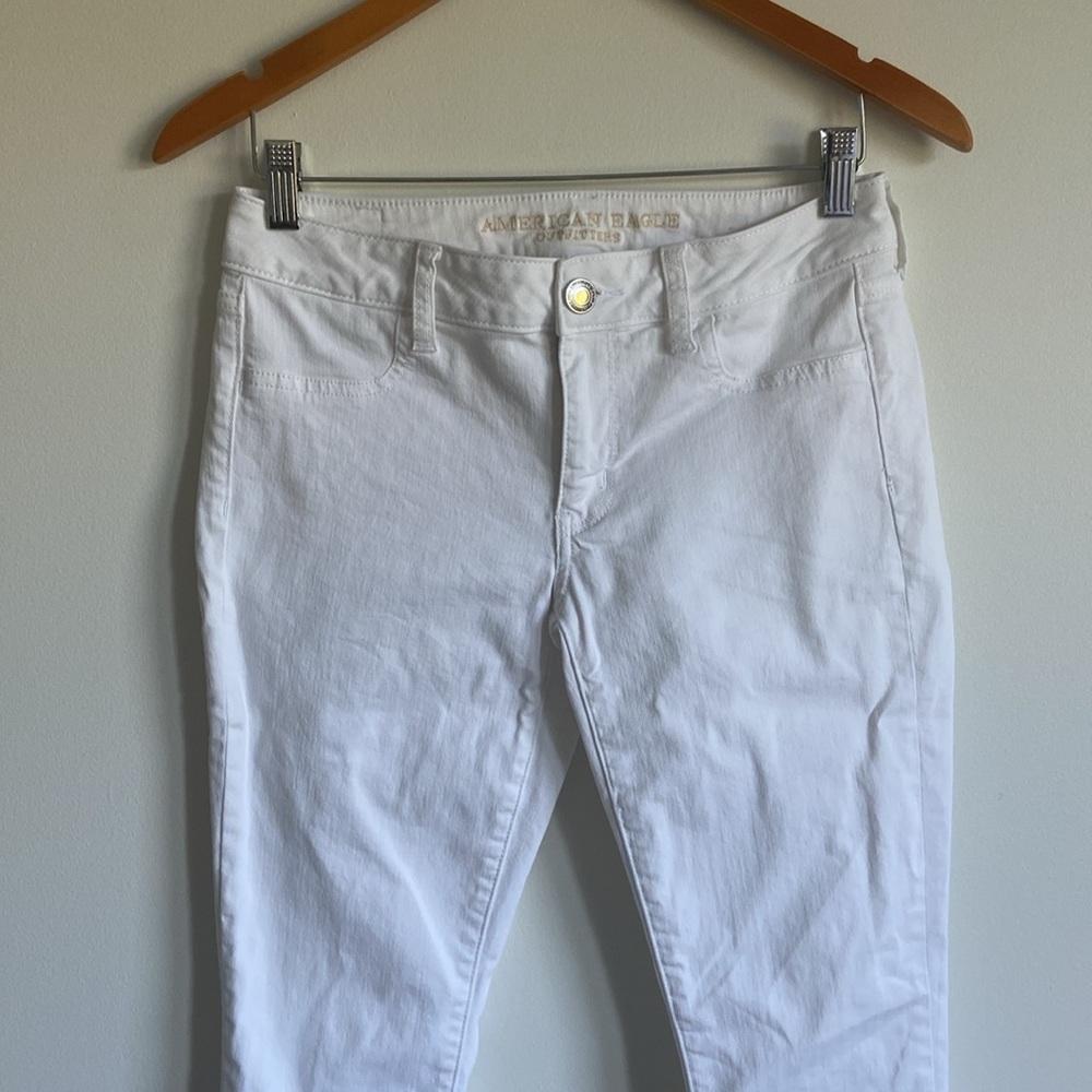 American Eagle Jegging Super Stretch White Jeans SIZE 4SHORT